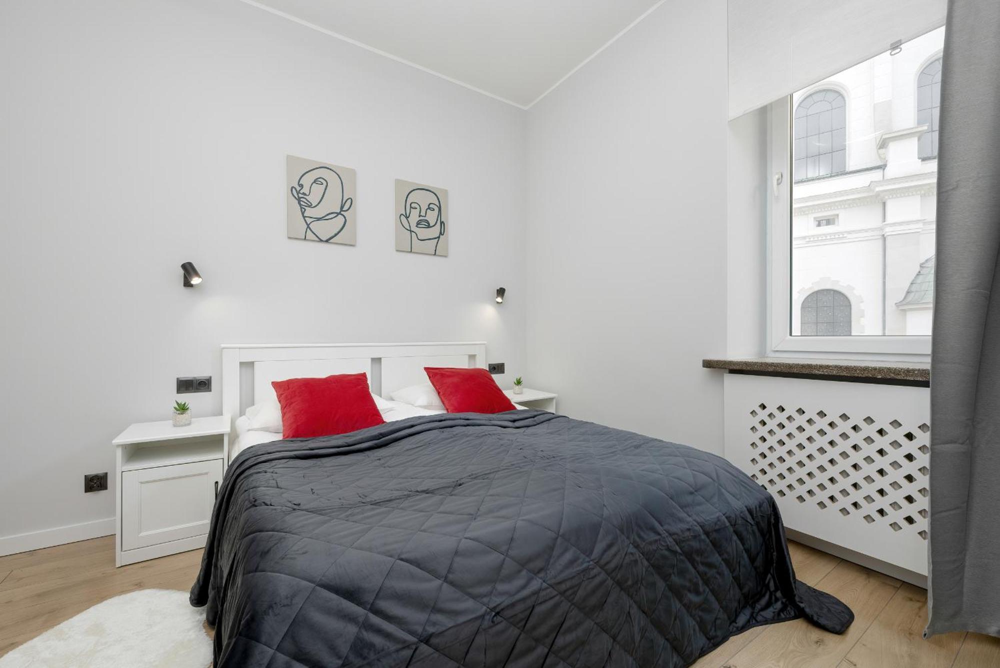 Exclusive Grey And Red Apartment In Warsaw Center By Noclegi Renters 外观 照片